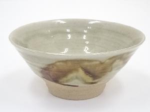 作家物　灰釉茶碗